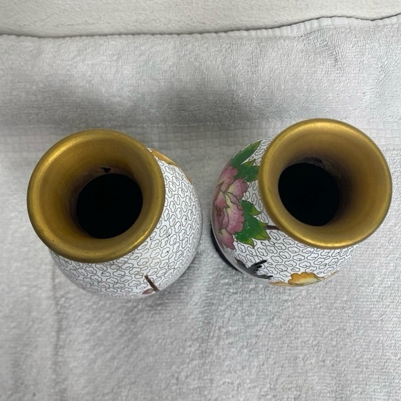 Vintage Chinese Traditional White Floral Bird Set of 2 Small Vases Contemporary - Picture 7 of 16